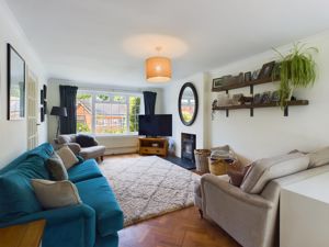 Living room 2- click for photo gallery